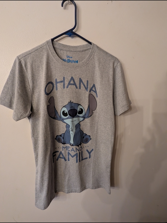 Disney Tops - Disney Stitch "Ohana Means Family" Gray T-Shirt M
